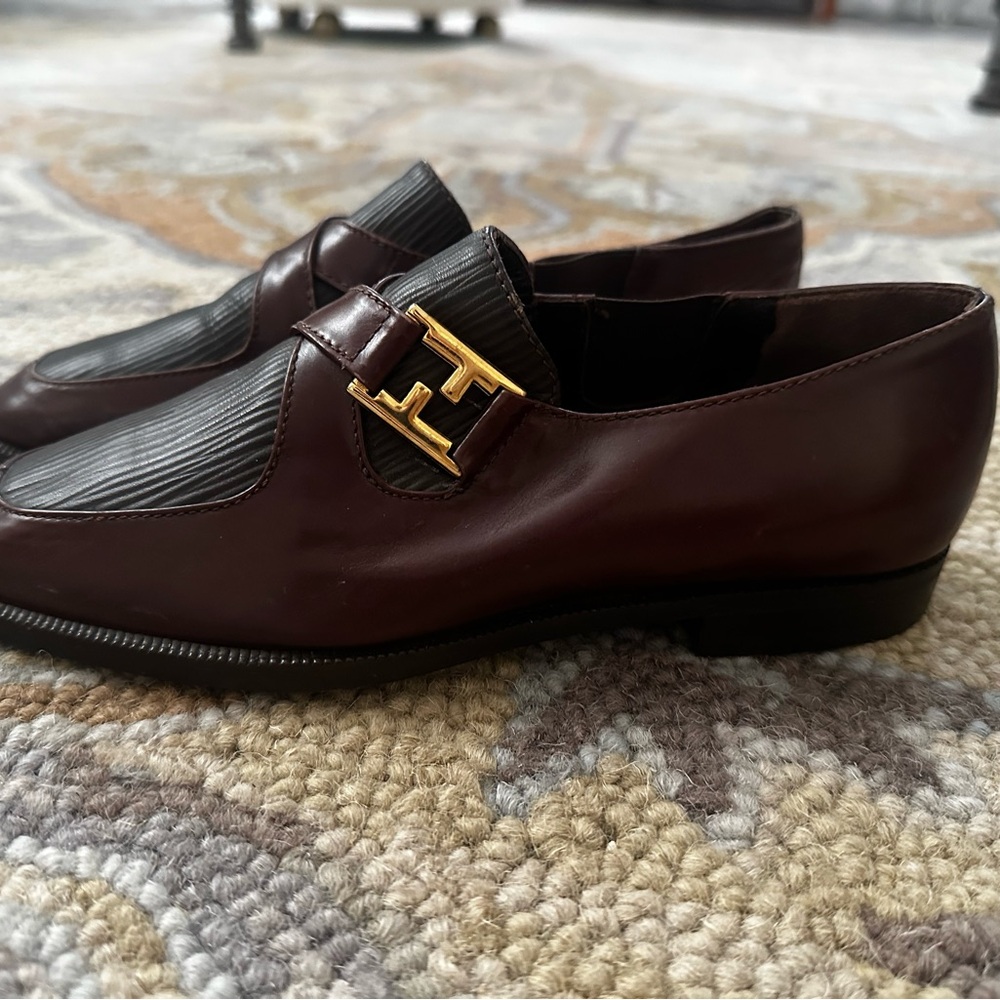 Elegant Brown Leather Fendi Loafers